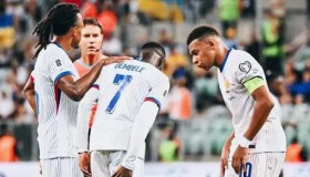 欧冠小组赛：英超球队崛起与欧洲足坛格局新变